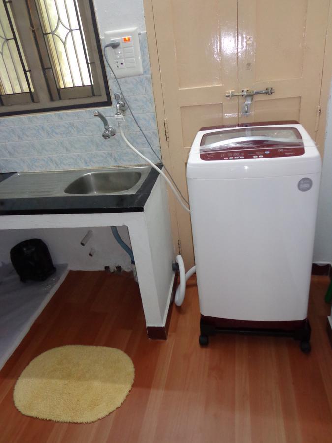 Remisha Service Apartments شيناي الغرفة الصورة